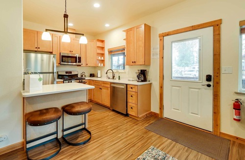 Ridgeway Cabin | Fisherman’s Cabin in Soldotna Near Kenai River!