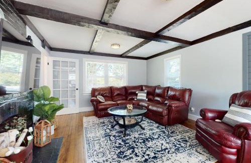 Foxboro House | Gillette Soccer Event HQ < 1 Mi to Patriot Place!