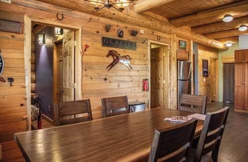 Babb Ski Chalet | Glacier Ridge - Chalet on Divide Ridge overlooking Glacier Park & St Mary Lakes