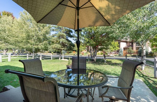 Dalton Ranch House | Golf Course, A/C, Hot Springs Close!