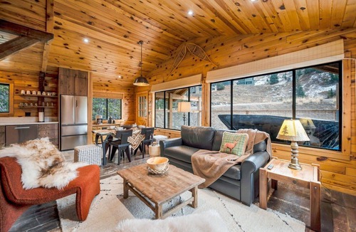 Salt Lake Mountain Resorts House | Gorgeous Alta Ski Area Home. Kitchen Completely Remodeled in 2023!