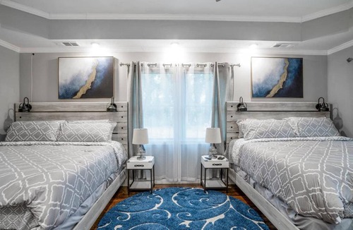 Atlanta Bed & Breakfast | Gorgeous City Home!!! Sleeps 10!!