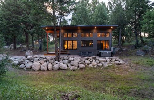 Philipsburg House | Granite Moose Hideaway Cabin