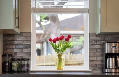 South Lamar House | Great Location - Downtown, SOCO, Zilker Park, ACL Festival and SEC Football!