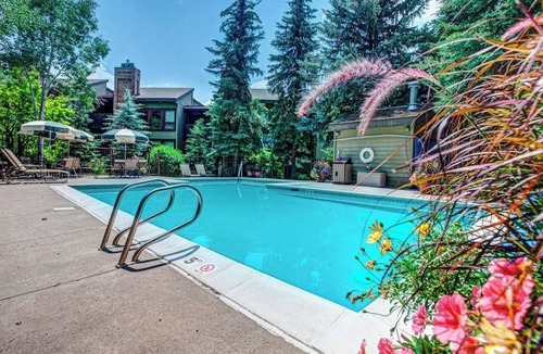 Steamboat Springs Ski Chalet | Ground-floor chalet near Steamboat Ski Resort with pool, hot tubs & washer/dryer
