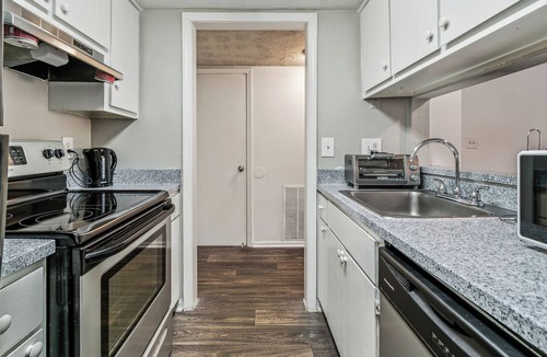 Cumberland Apartment | Halsten at Vinings 3006 spacious 1 Bed 1 Bath