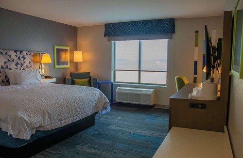 Servia Hotel | Hampton Inn Wabash