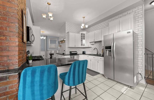 Italian Village House | High Street Hideaway - For 8