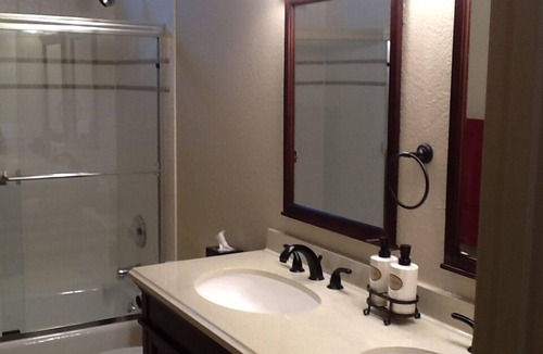Dalton Ranch House | Home On Golf Course - Great location
