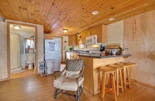 Mercer Cabin | Hot Tub & Boat Dock! Belgrade Lakes Family Cabin