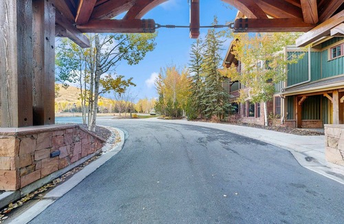 Deer Valley Condo | Hotel studio with views, fireplace & close to everything