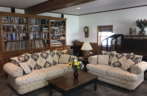 Ballston Spa House | House with hot tub near Saratoga track and SPAC