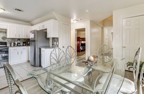 OST - South Union House | Ideal Location 4 Mi to Med Center! Houston Duplex