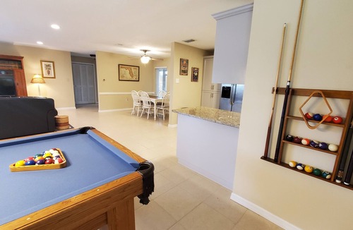 Satellite Beach House | Immaculate beach house, just renovated, heated pool - 5 min bike ride to beach