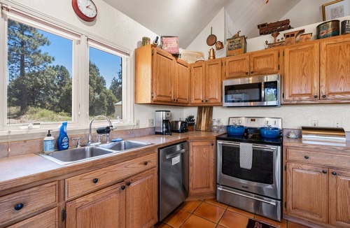 Durango House | Incredible Views, Great Deck, Pet Friendly!