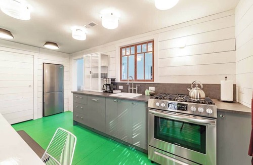 Three Oaks House | Irish Spring in Three Oaks