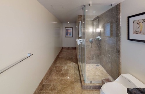 Honokowai Hotel | Island Elegance: Beach Retreat Near Kapalua Airport! Onsite Pool, FREE Parking