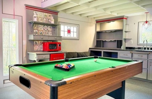 Jupiter Farms House | Jupiter Estate With Heated Pool, Game Room, BBQ, 1 Acre Yard