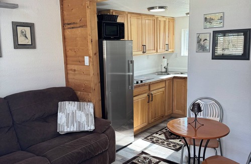 Kalifornsky House | Kenai River access! Cute little cabin with a loft