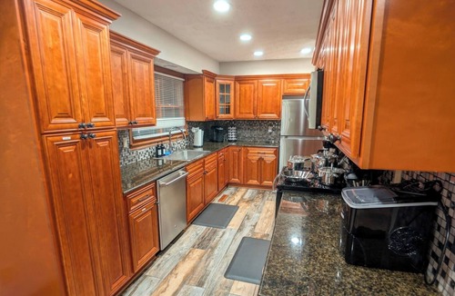 Summit Station House | King Bed + Bunks | EV Charger | Garage | Ranch