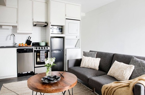 Virginia Highland Apartment | La Penelope – Walk to Ponce City Market + Rooftop