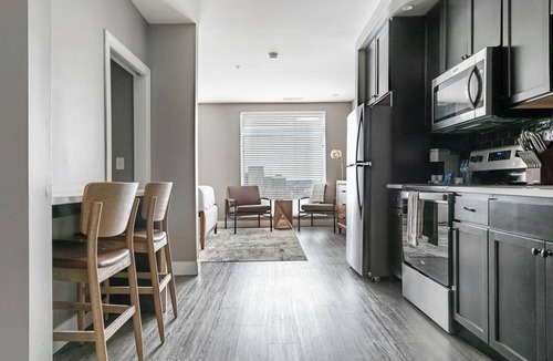 Downtown Columbus Apartment | Landing | Stunning Studio, Clubhouse, Yoga Studio