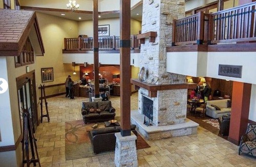 Park City Resort | Last day to book stay. REDUCED: HILTON SUNRISE LODGE: Weekly rental: FEB 21-28.