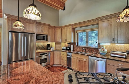 Tahoma Cabin | Limited June/July Availability!Location* Lake Tahoe~Beach~Deck~Tahoma Family Home