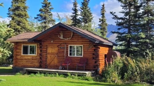 Sutton House | Little Bear Getaway Cabins
