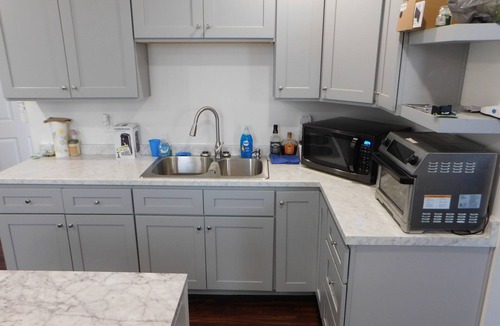 Springfield House | Lovely spacious 3-br home w/firepit close to lakes 3 major cities parks-w/trails