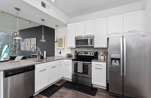 North Buckhead Apartment | Lux Noir ATL High-rise self check-in Balcony views