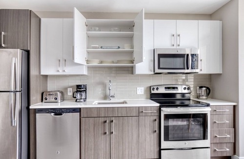 West End Apartment | Luxe St w/W/D & Gym. Near T and Iconic Boston landmarks, by Blueground