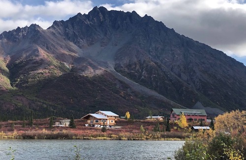 Matanuska-Susitna Borough House | Luxurious Alaskan home on the Denali Highway