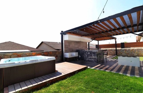El Paso House | Luxurious NEW 3Bedroom Home w/Hot tub & Cozy Patio