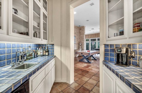 The Estates Above Lost Creek House | Luxury Austin Estate – Tranquil, Spacious & Packed with Games and Pool.