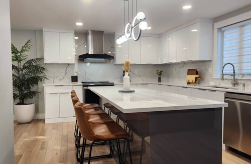 Arlington House | Luxury New House in Arlington with free parking