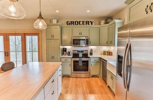 Ellijay Cabin | Magnolia In The Mountains | Ellijay, GA