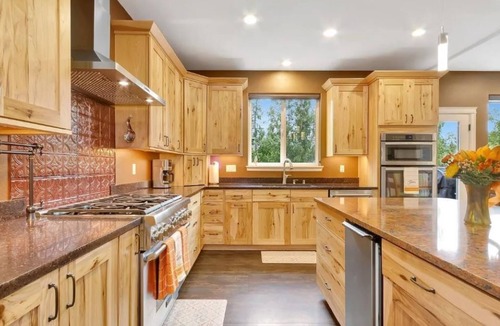 Huffman - O' Malley House | Manor on 112th - Great for gatherings
