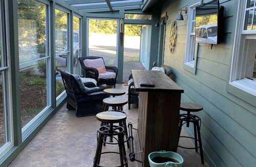 Mendocino House | MENDOCINO LUXURY OCEAN VIEW COASTAL ESTATE, DOG FRIENDLY, 1 MILE TO VILLAGE!