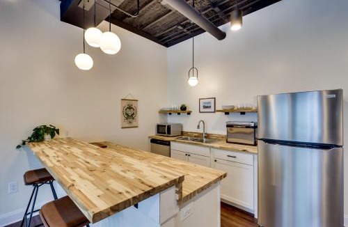 Harrisonburg House | Modern 3BR Home Near JMU - EMU | Sleeps 6