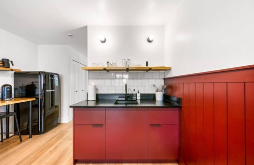 Juneau Apartment | Modern Harbor Stay | Steps to Tours & Eats