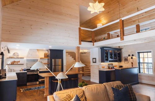 Arlington House | Modern Mountain Sanctuary: Luxury Farmhouse with Mountain Views
