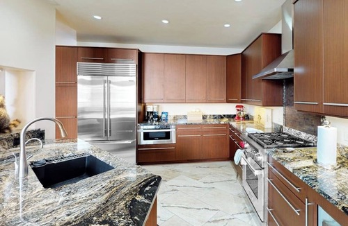 Steamboat Springs House | Mountain-view townhome with pool/hot tub access - walk to ski lifts