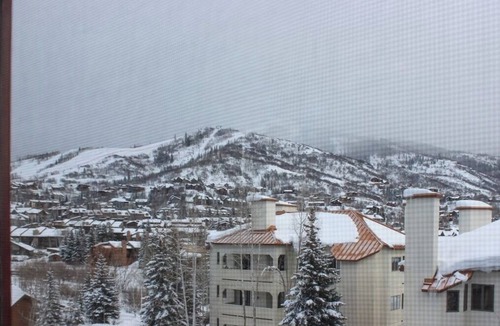Steamboat Springs House | Mountain-view townhome with pool/hot tub access - walk to ski lifts
