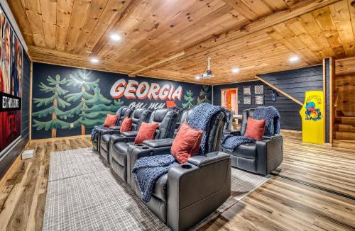 My Mountain House | Mtn Views Sleeps 20 Game Room Outdoor Fun