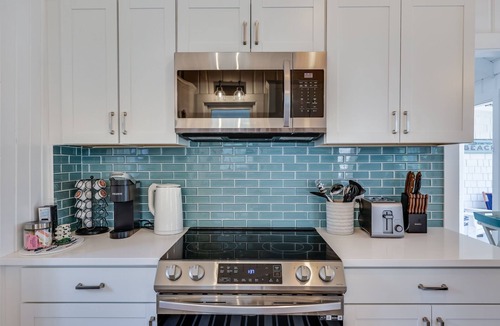 Northwest Harwich Cottage | NEW Harwich Port Cottage, Minutes to Beach & Town