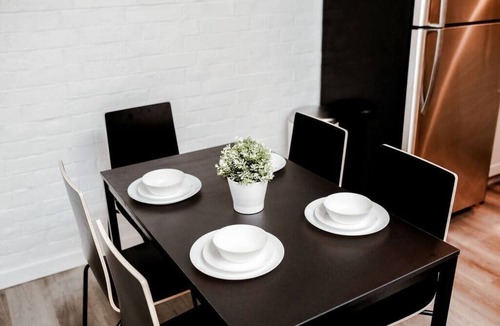 Weinland Park Apartment | Newly Renovated (6A) OSU/Central ❤NearEVERYTHING