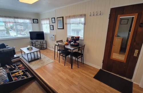 Downtown Juneau Apartment | Newly renovated one bedroom apartment located in the heart of downtown Juneau