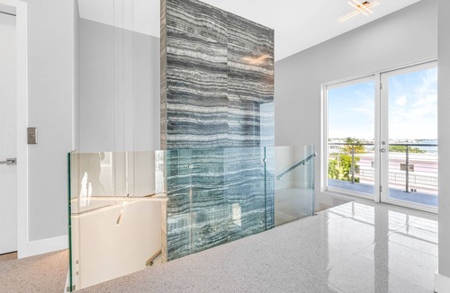 Marathon House | Oceanfront Luxury, Infinity Pool W/Spa, Dock, Kayaks