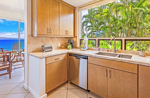 Kapalua Condo | Oceanfront Luxury Meets Maui Magic at Kapalua Bay Villas 23G4